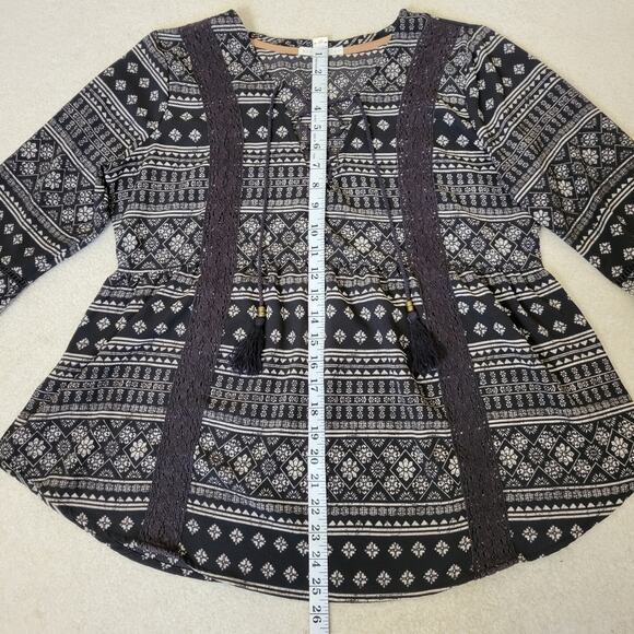 Hint Of Mint Sz L Peasant Boho Long Sleeve Pullover Top Crochet Lace Tassled - Picture 11 of 14